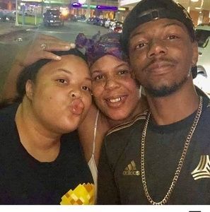 Meet your Posher, Niecy